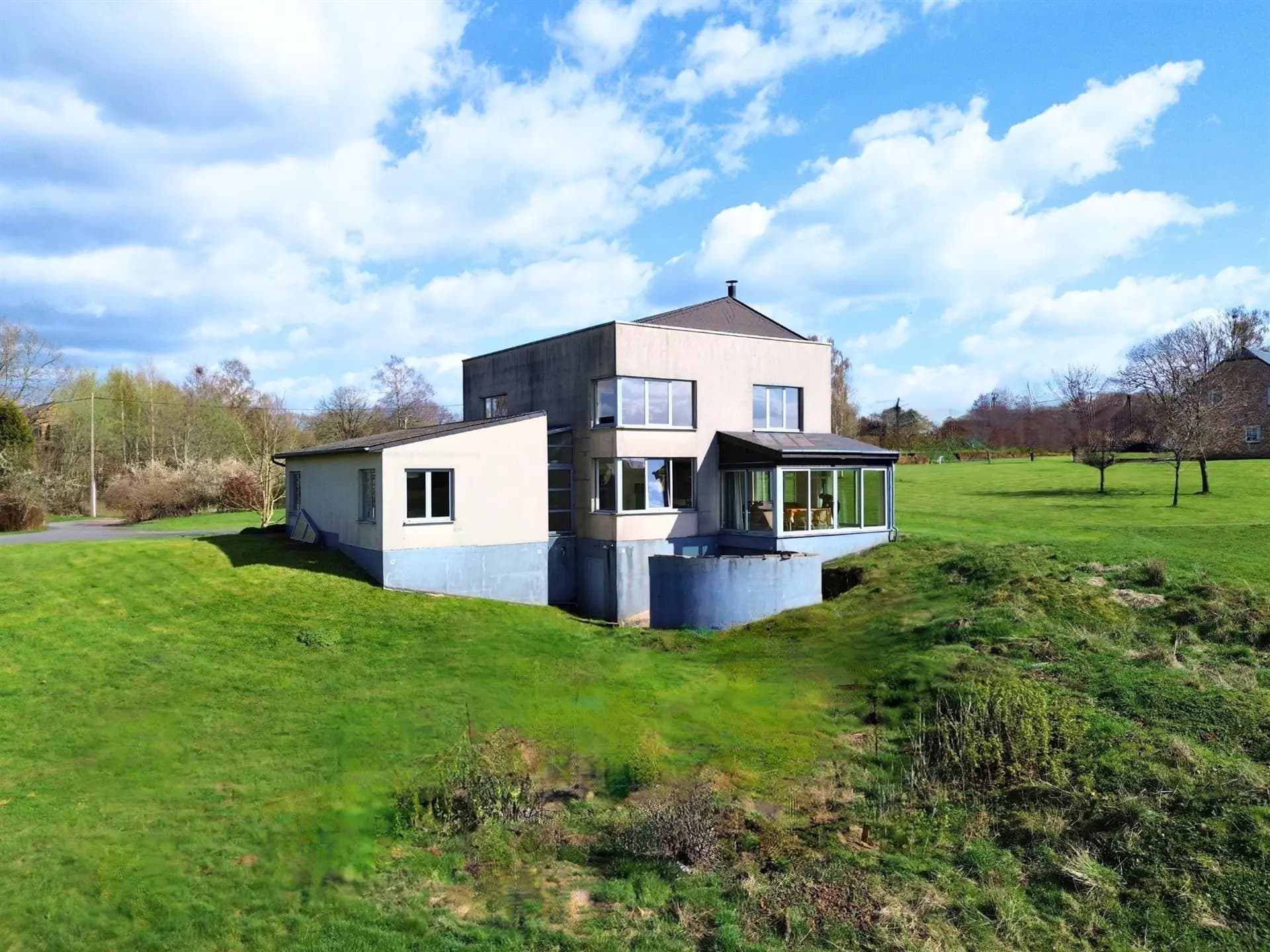 Huis — 1