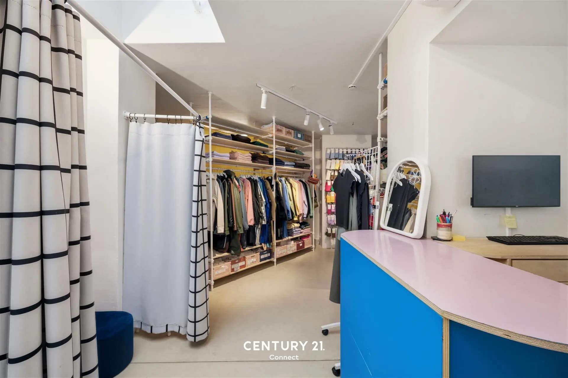 Trendy commercieel gelijkvloers in hartje Leuven — 4