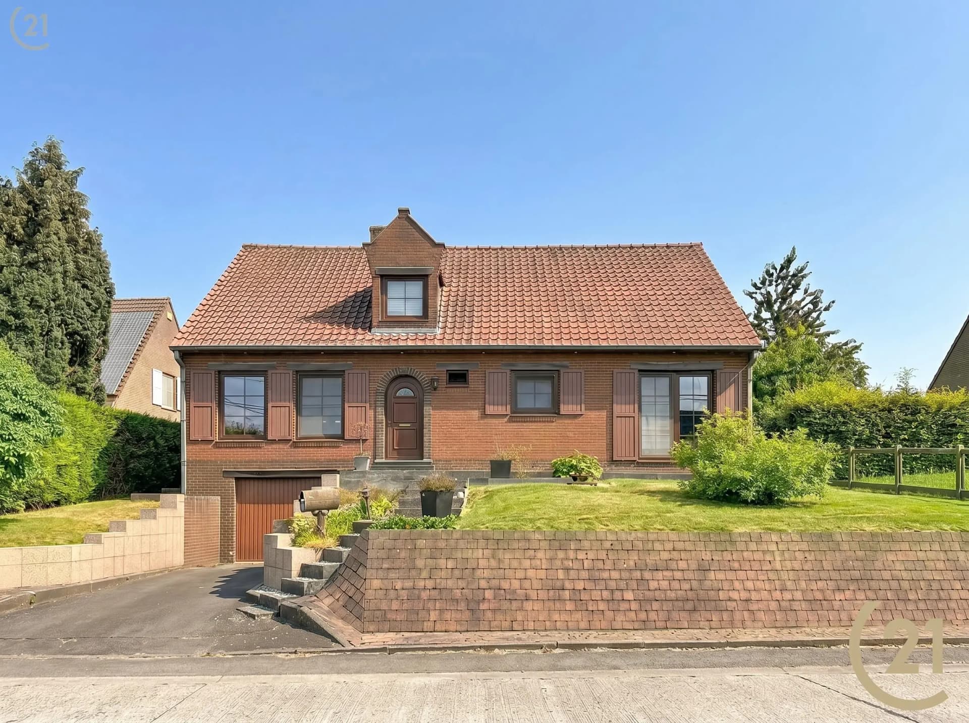 Villa — 2