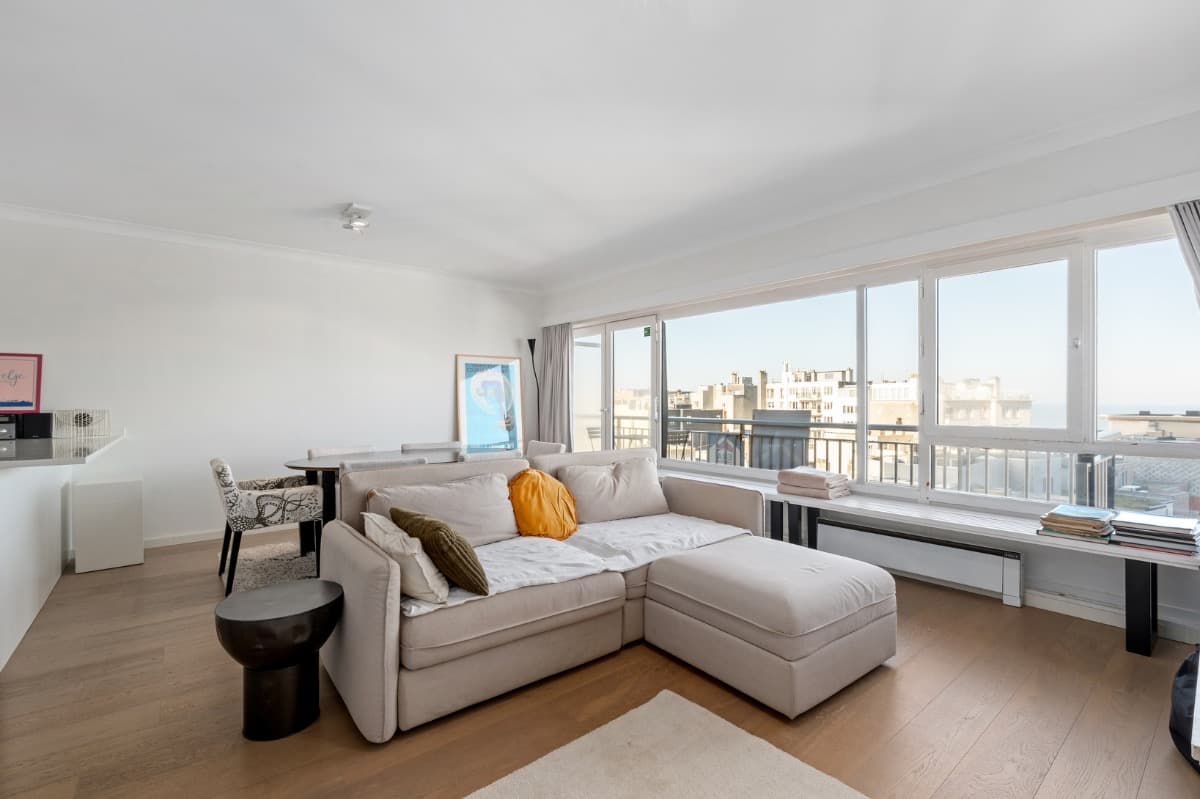 Appartement met panoramisch zicht te koop in Oostende