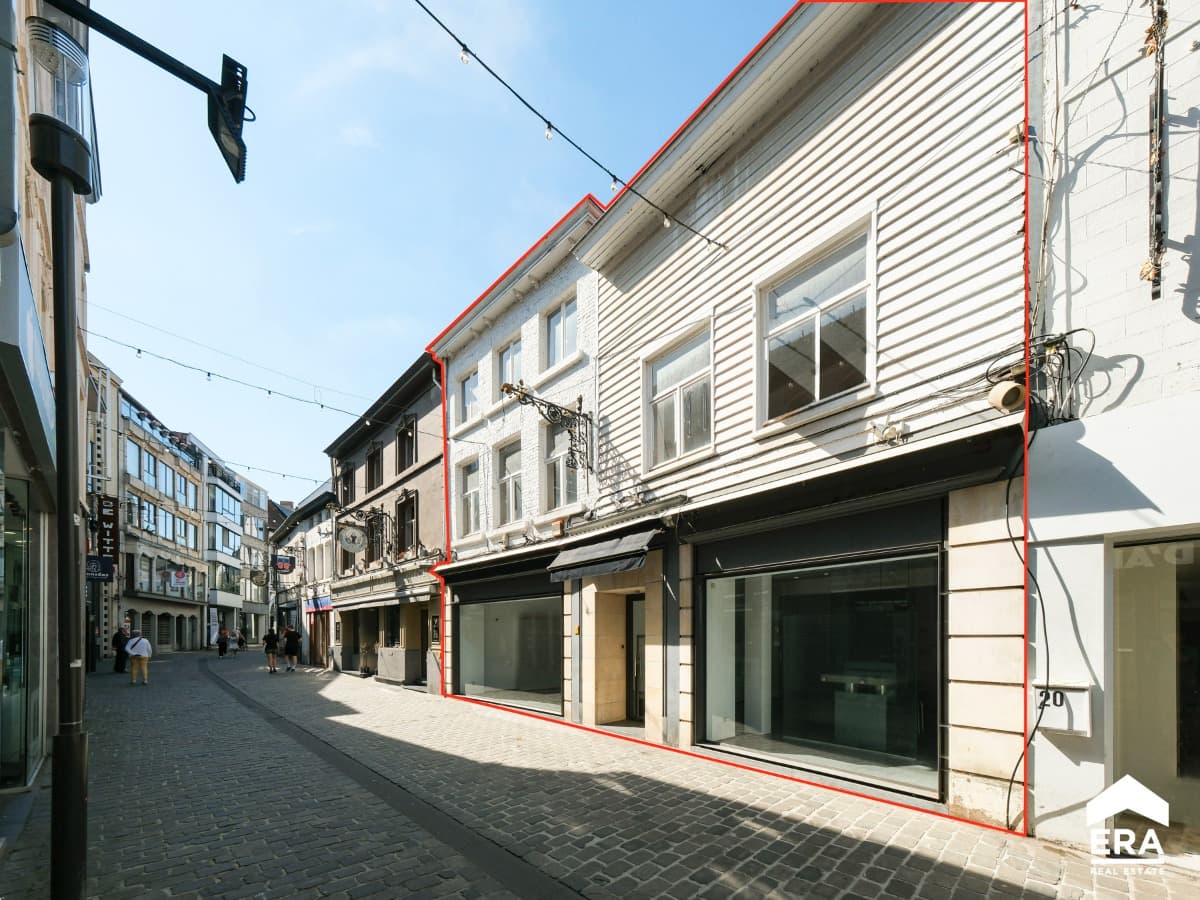 Handelsruimte+verdieping in hartje Hasselt nabij Grote Markt