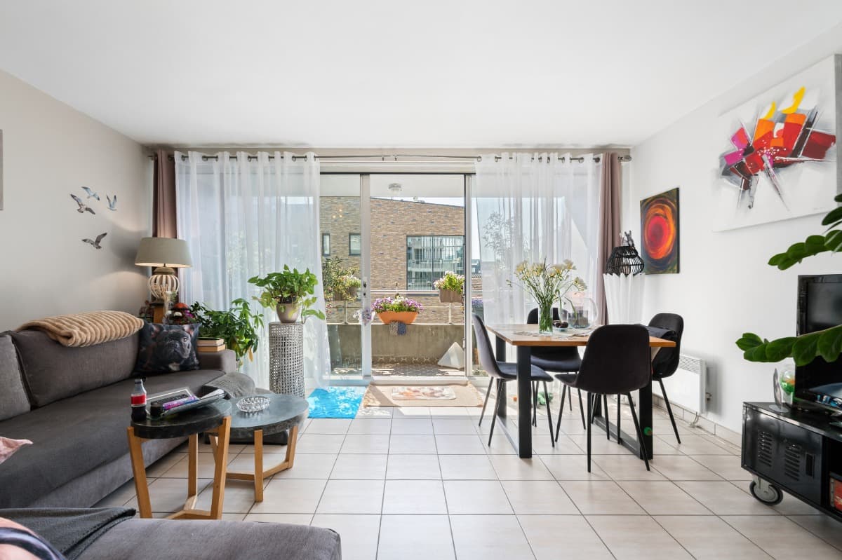 Instapklaar appartement nabij zeedijk