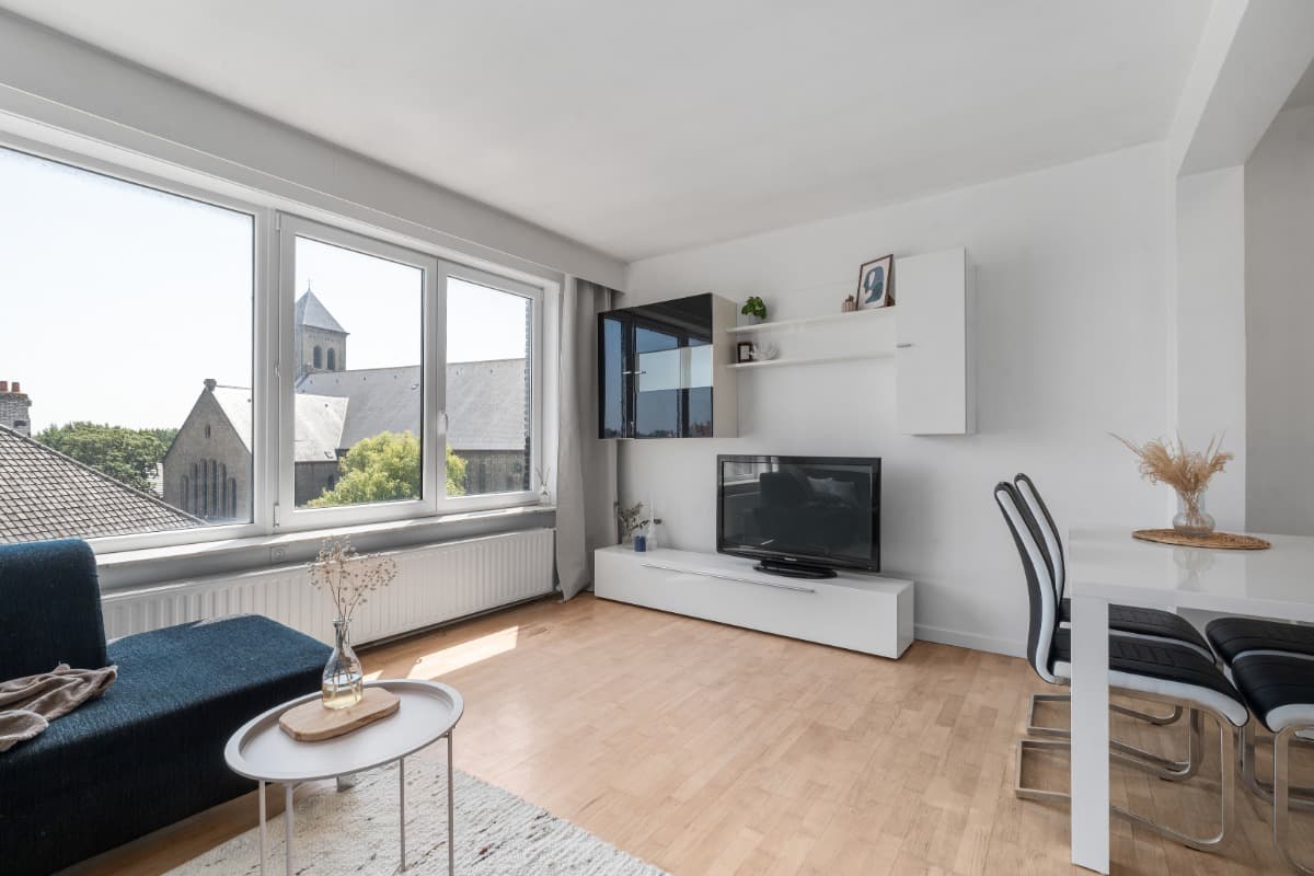 Lichtrijk 2-slaapkamer appartement te koop in Oostende