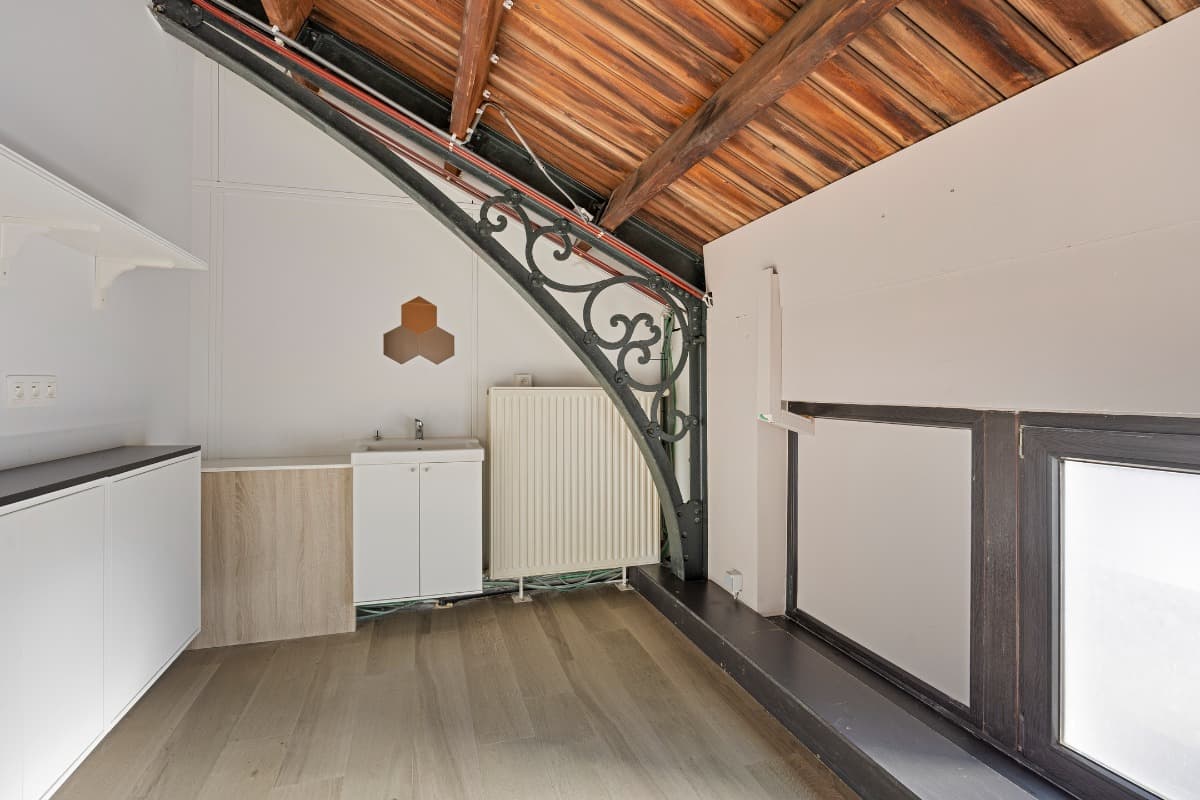Te huur: Handelspanden op een prachtige locatie in Mechelen
