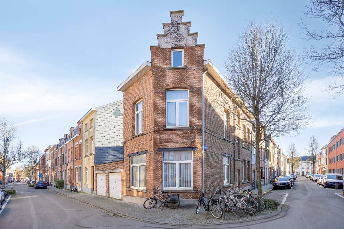Te renoveren woning in rustige wijk nabij het centrum