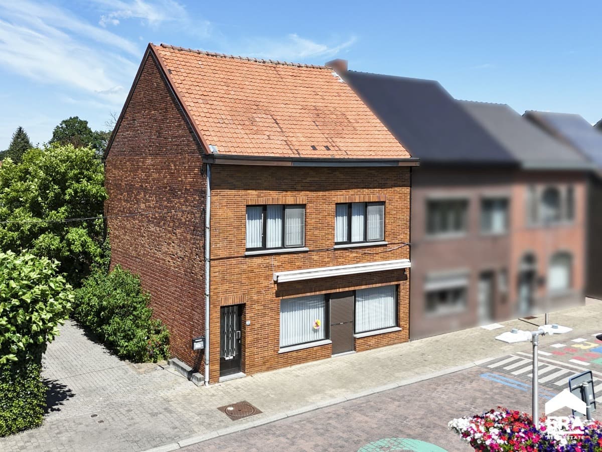 Veelzijdige woning met handelsmogelijkheden in Hasselt