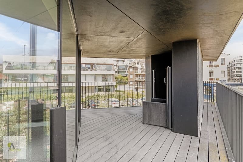 Res. "Pierre Paulin" — 8