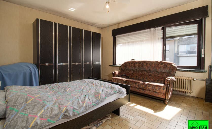 Huis - Te koop — 9