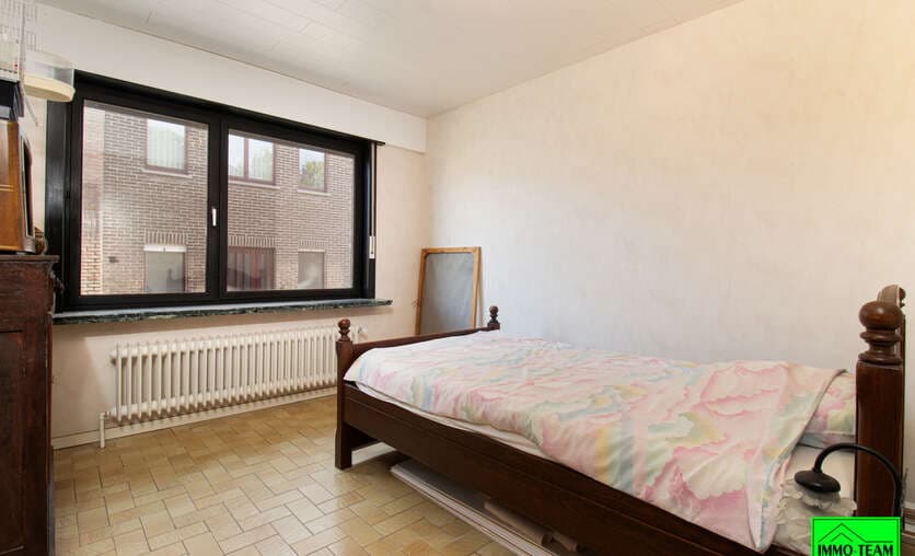 Huis - Te koop — 10