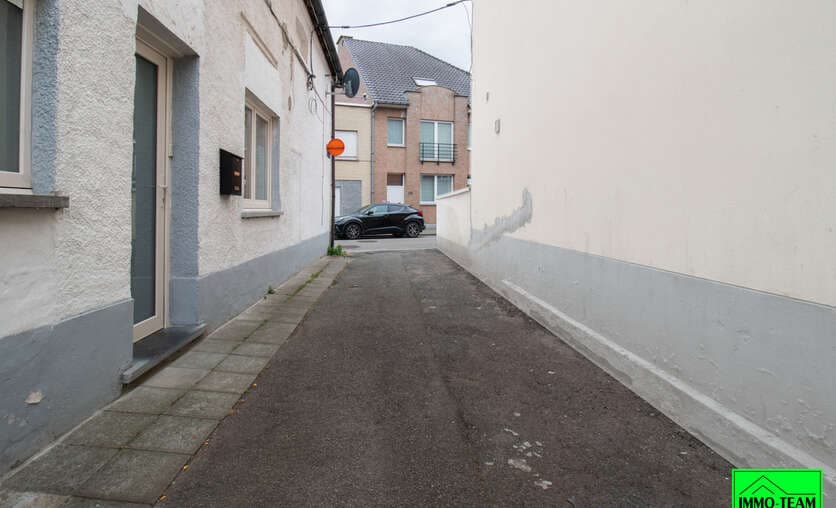 Huis - Te koop — 8
