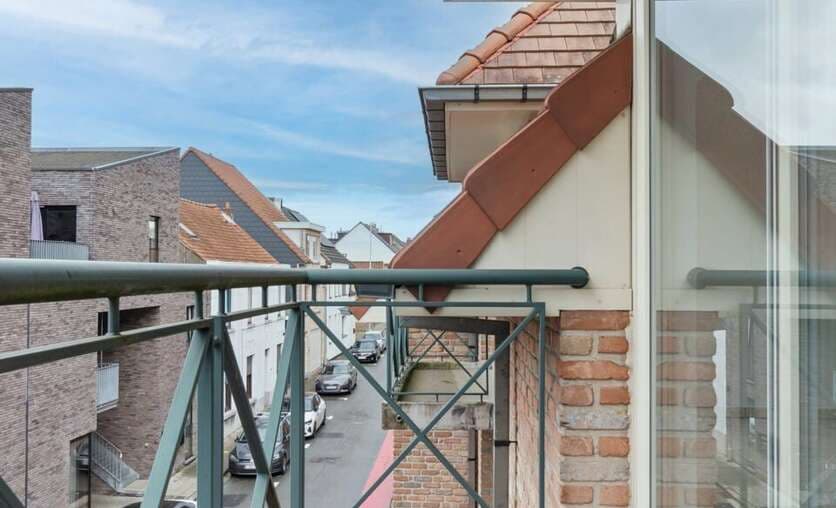 Appartement - Te koop — 9