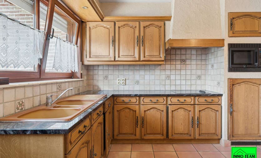 Huis - Te koop — 8