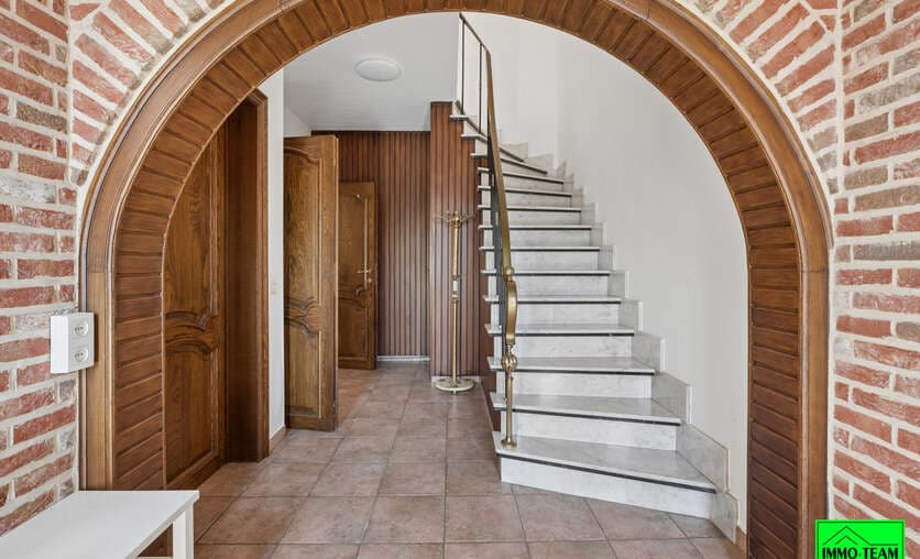 Huis - Te koop — 2