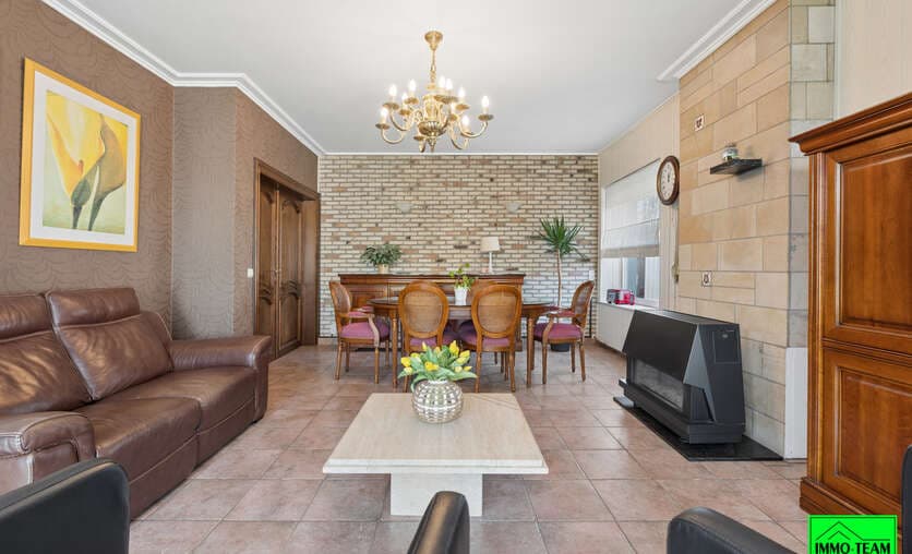 Huis - Te koop — 4
