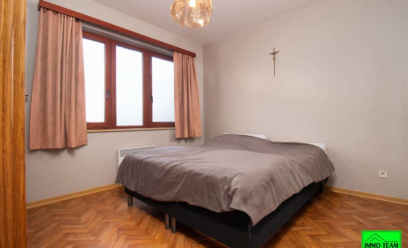Appartement - Te koop — 9