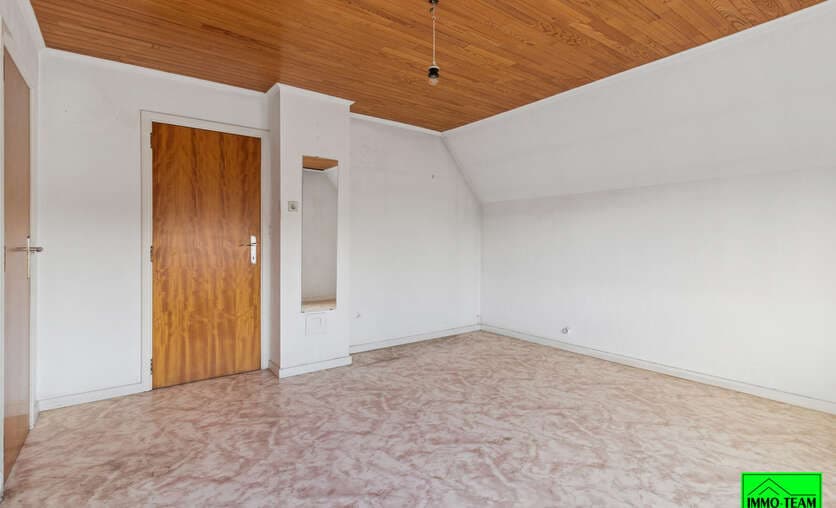 Huis - Te koop — 7