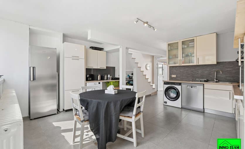 Huis - Te koop — 8