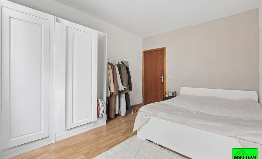 Huis - Te koop — 10