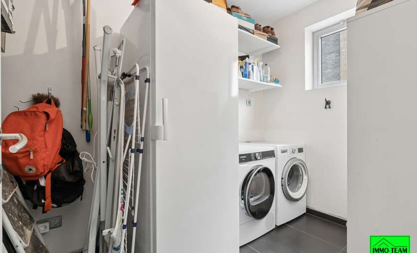 Huis - Te koop — 10