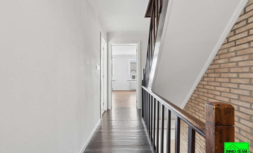Huis - Te koop — 10