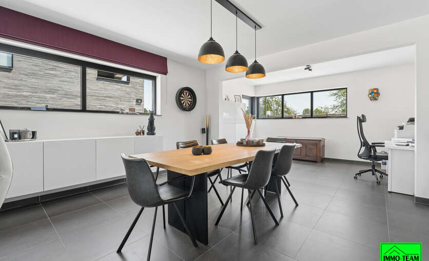 Huis - Te koop — 7