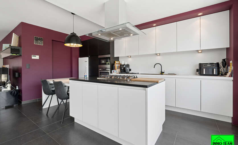 Huis - Te koop — 8