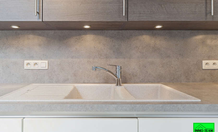 Huis - Te koop — 10