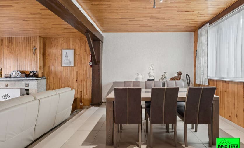 Huis - Te koop — 8