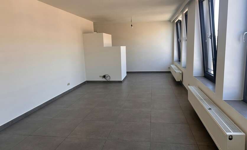 Appartement - Te huur — 2