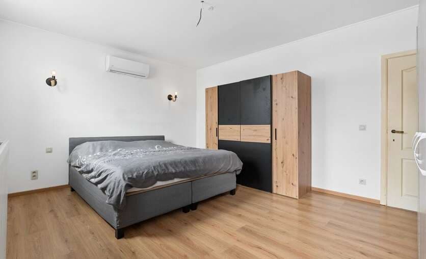 Huis - Te koop — 10