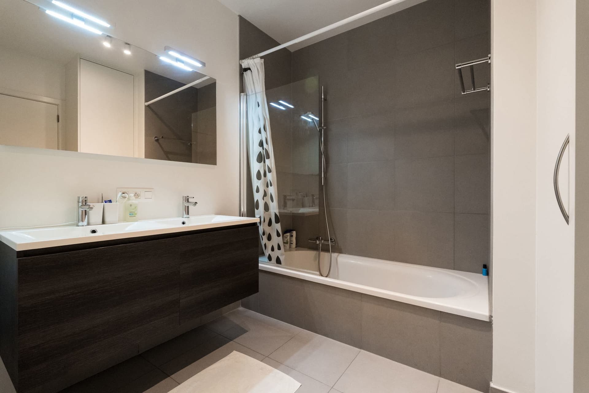 Appartement 2 chambres - 1160 Auderghem - 7787590 — 8