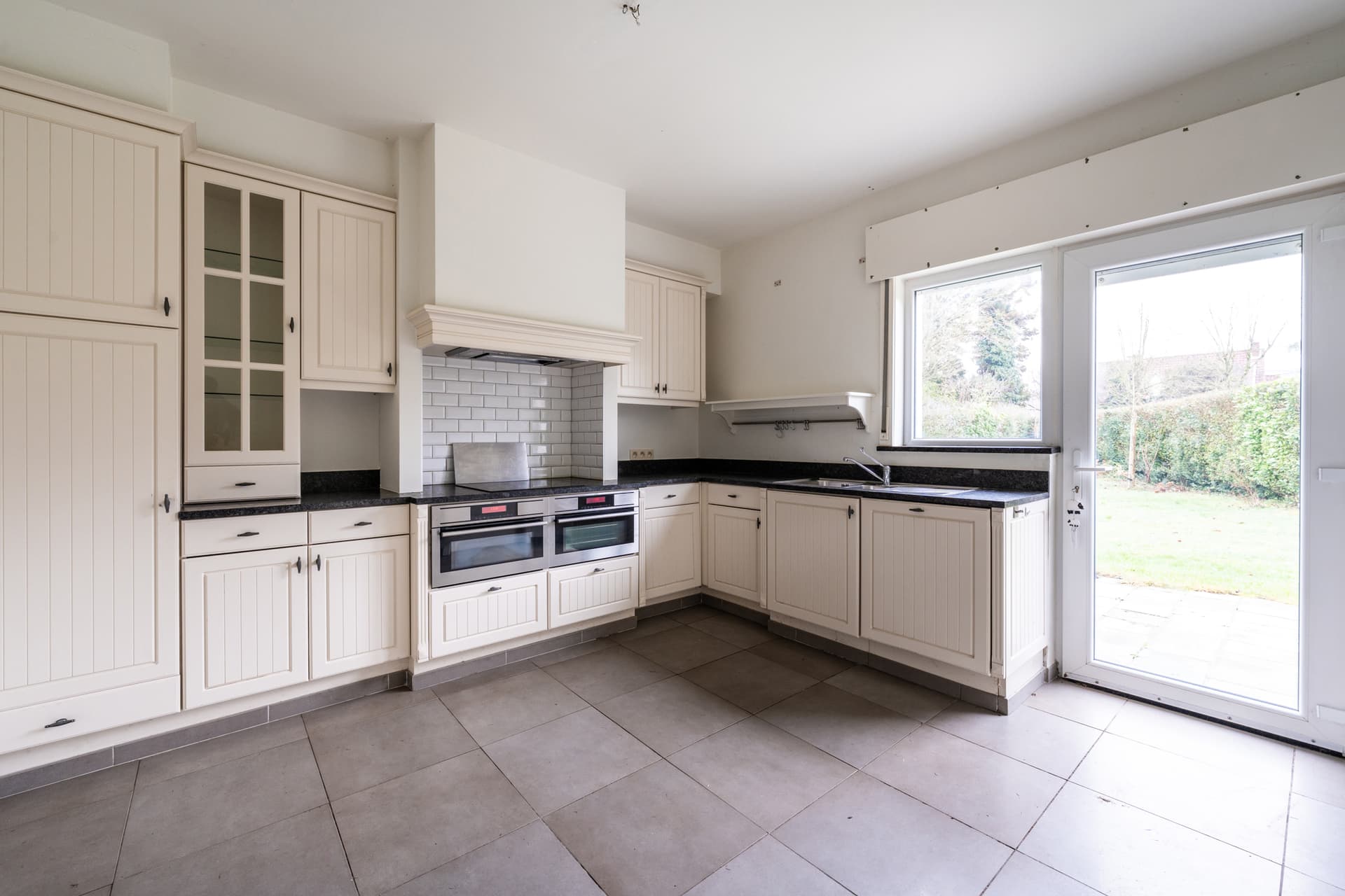 Maison 5 chambres - 1410 Waterloo - 7797674 — 3